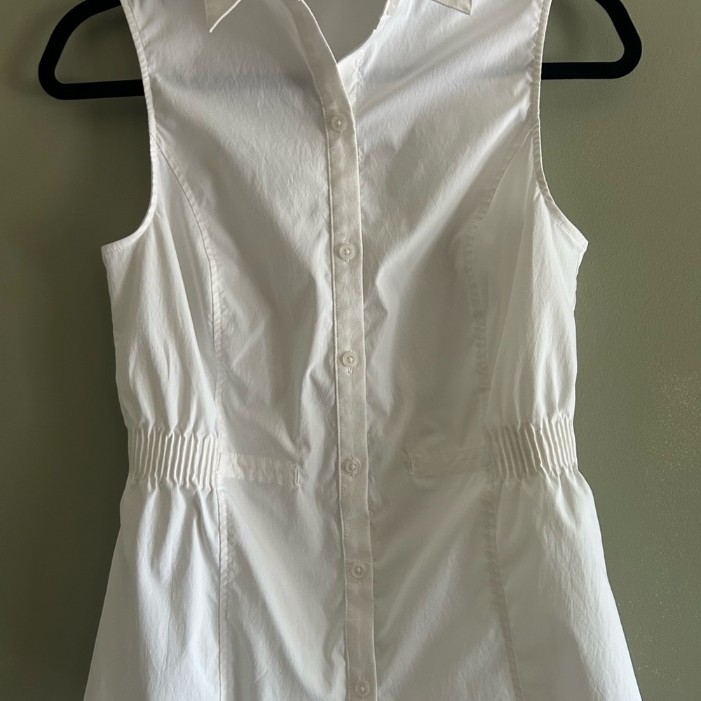 Athleta White Sleeveless Button-Down Shirt